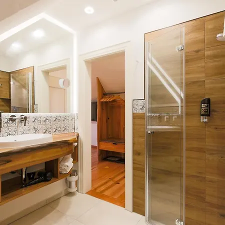 فندق Landgasthof Hessenmuehle 3*